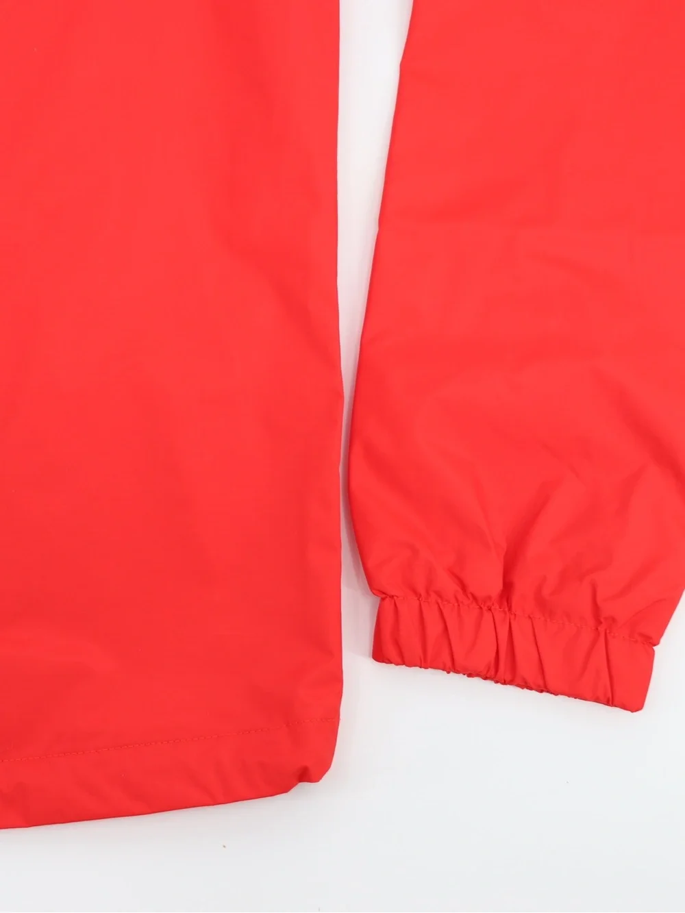 Brand New The North Face XXL Men’s Resolve 2 Hooded Jacket Fiery Red